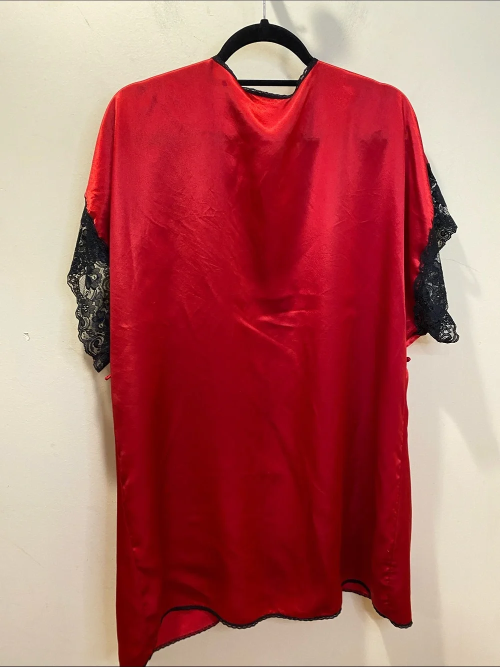 Val Mode Lingenie Red Satin Kimono Robe with Black Lace Trim Sz L
